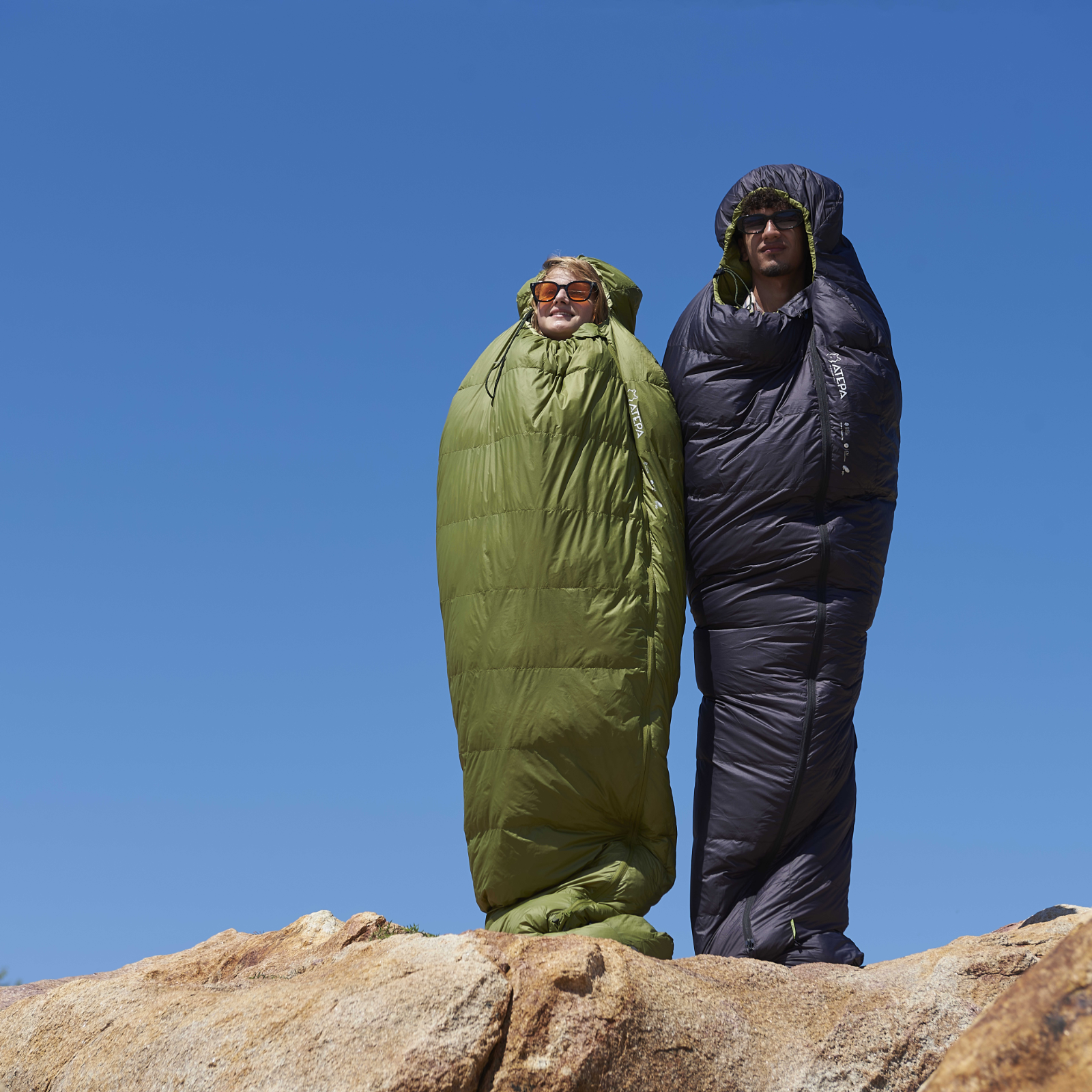 Coldmaster Down Mummy Sleeping Bag 9℉ / 42.8℉ Black